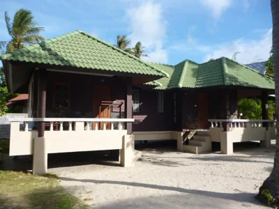 Bungalow mit zwei King-Size-Betten — Dewshore Resort
